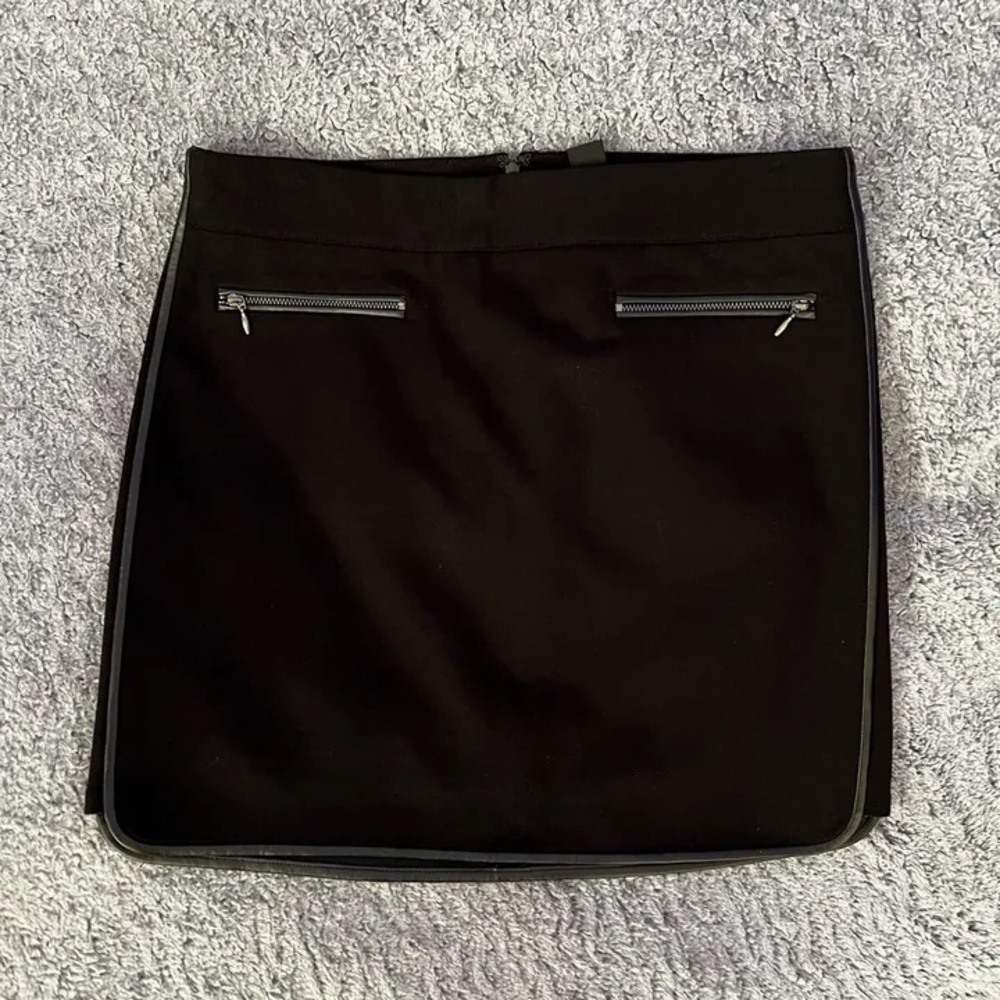 White House black market skirt